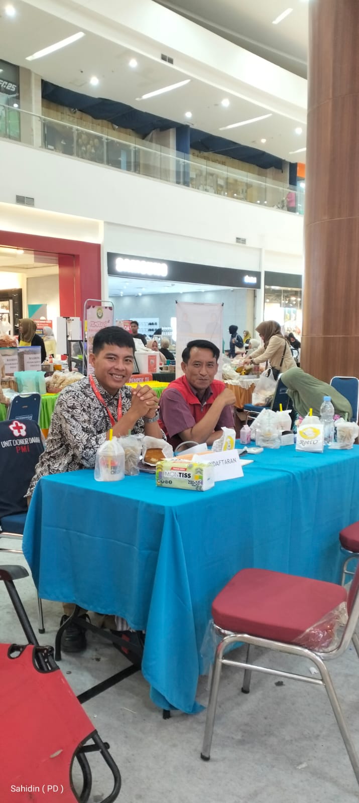 Kegiatan Donor Darah Di Lippo