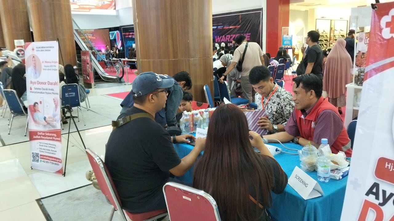 Kegiatan Donor Darah Di Lippo