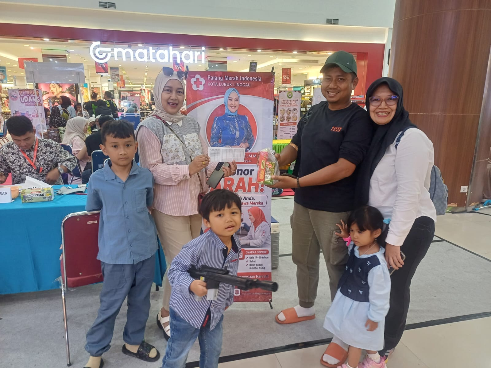 Kegiatan Donor Darah Di Lippo
