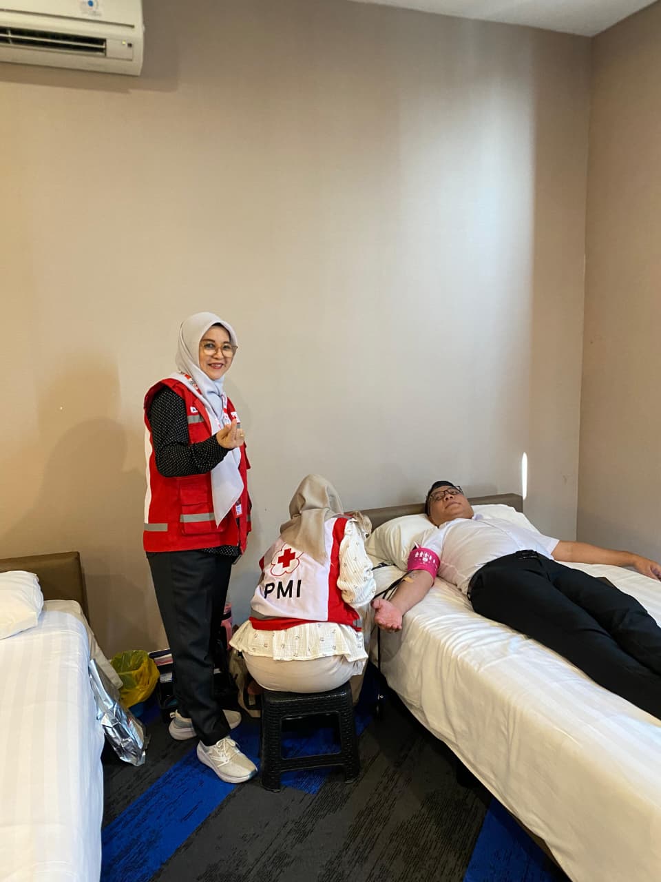 Kegiatan Donor Darah Di Grand Zuri