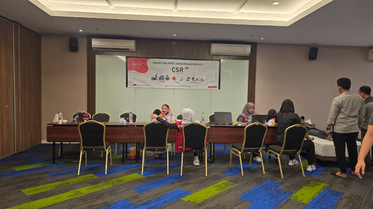 Kegiatan Donor Darah Di Grand Zuri