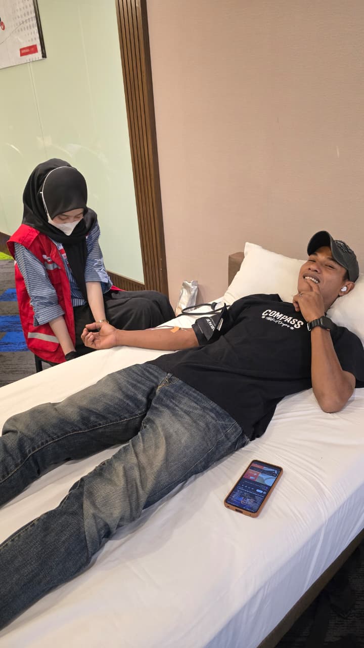 Kegiatan Donor Darah Di Grand Zuri